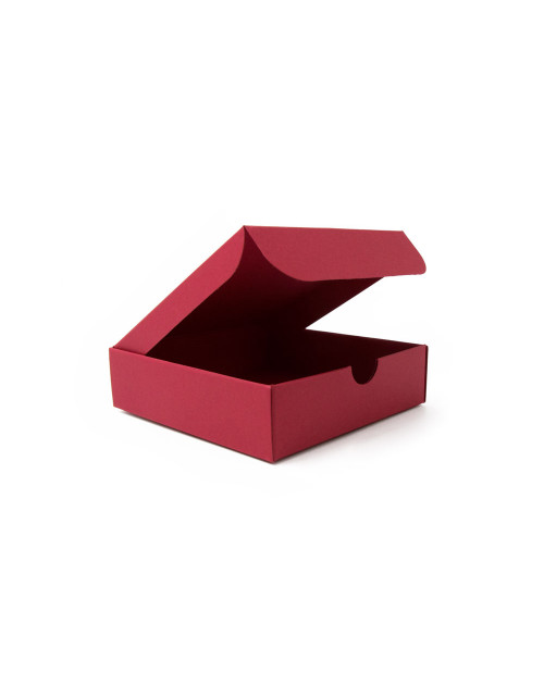 Maža kvadratinė dėžutė įleidžiamu dangteliu iš raudono kartono