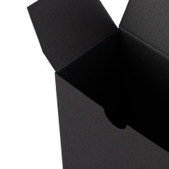 Чёрная удлинённая коробка из гофрокартона, 142x77x171 мм