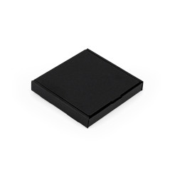 Kvadratinė 15 mm aukščio juoda matinė dėžutė