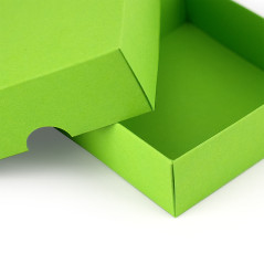 Šviesiai žalia kvadratinė dovanų dėžutė | 90x90x30 mm | Superbox