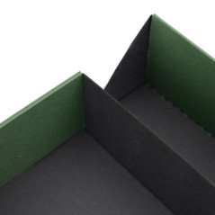 Dvigubų durų žalia dėžutė su juostele | 340x190x85 mm | Superbox