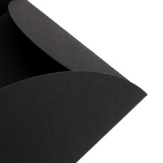 Чёрный картонный конверт с застёжкой-сердечком, 220×110 мм