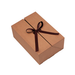 A5 format brown double door box with dark brown ribbon, 220x150x85 mm