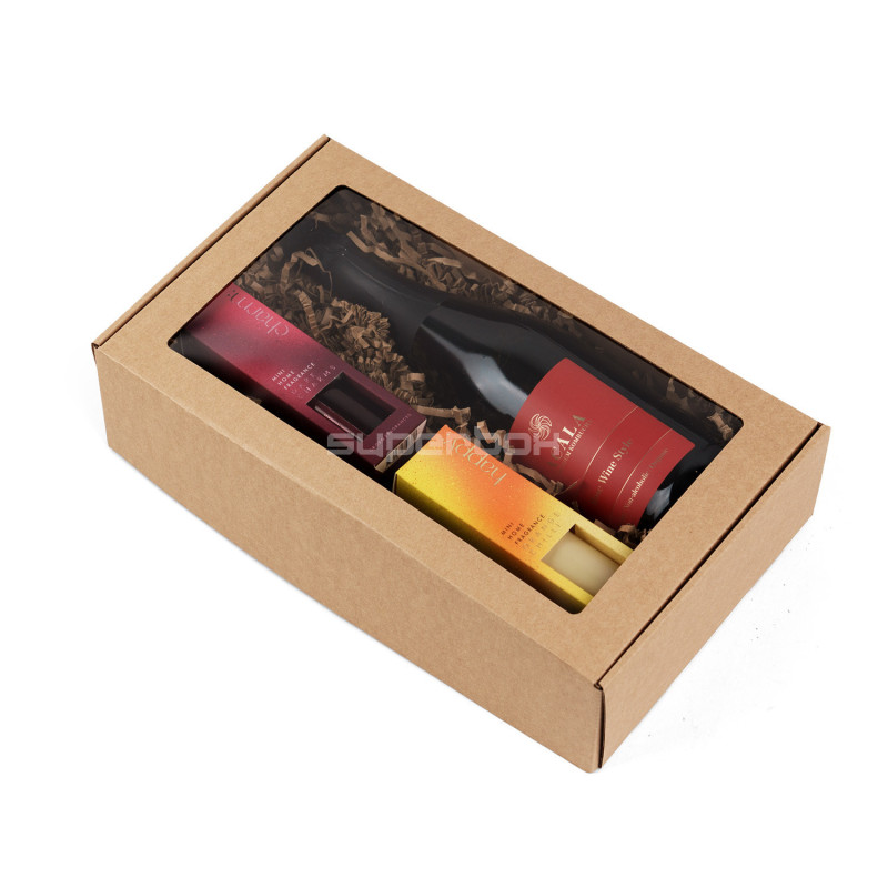 Удлинённая подарочная коробка коричневого цвета с прозрачным окошком