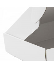 Didelė greito uždarymo balta dėžė su blizgiu laminatu