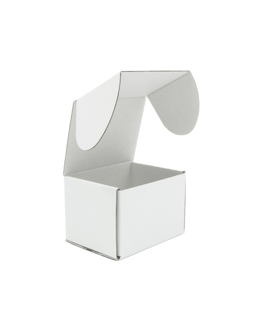 Stačiakampė balta siuntimo dėžutė, 10.2 cm ilgio