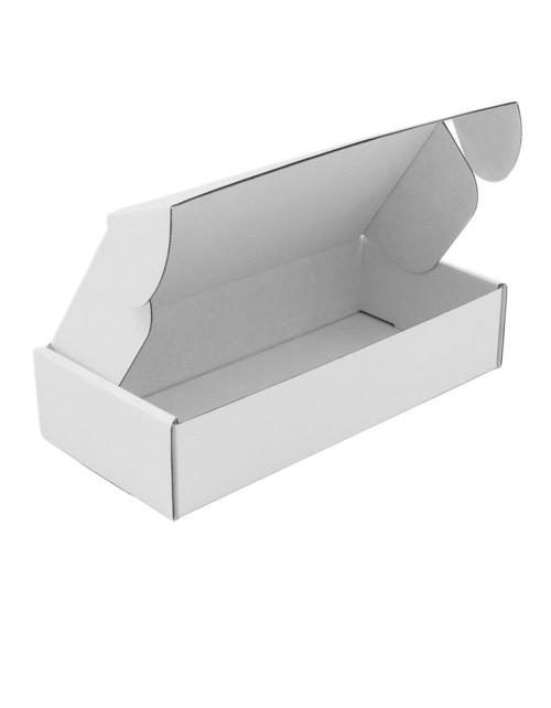 Maza iegarena balta dāvanu kastīte
