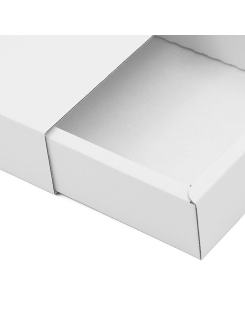 Balta dovanų dėžutė su dvigubais bortais ir įmaute
