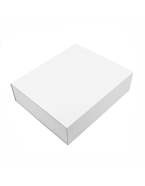 Balta didelė dovanų dėžutė su ištraukiama įmaute