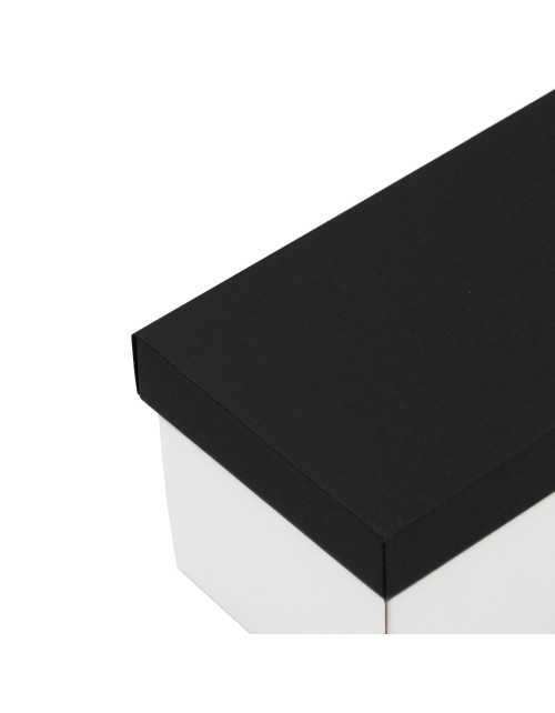 Balta labai gili dovanų dėžutė su juodu dangteliu