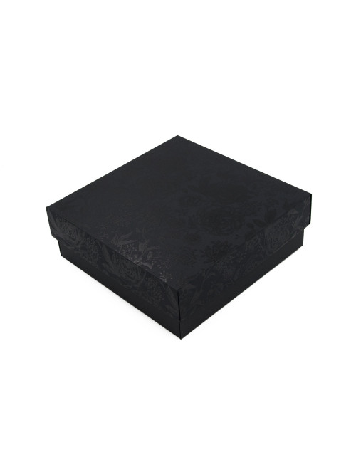 Dāvanu kaste melnais kvadrāts