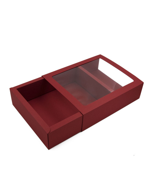 Raudona prabangi kartono dėžutė su įmaute ir langeliu