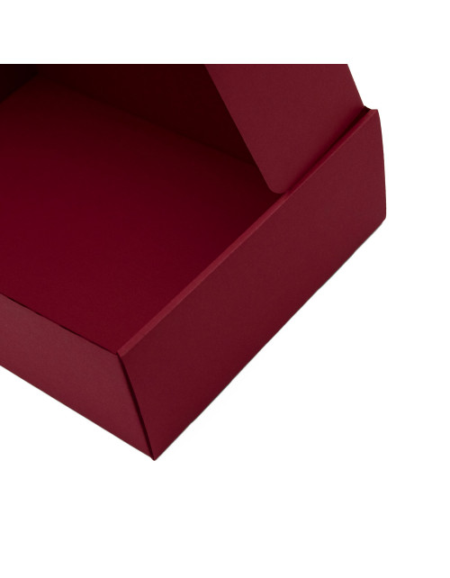 Raudona A4 formato dėžutė gaminiams