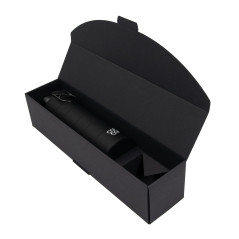 Деловой подарок на Рождество: коробка с флягой