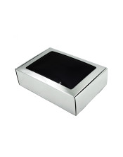Metalizuoto sidabrinio atspalvio A4 formato dėžutė su PVC langeliu