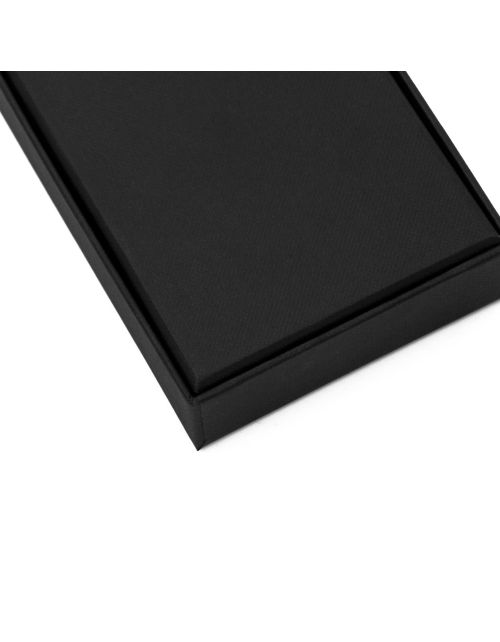 Nedidelė prabangi juoda RIGID dėžutė su dangteliu