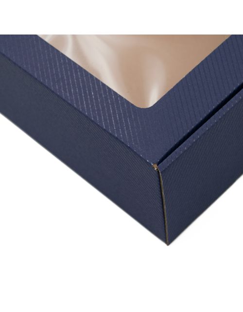 Tamsiai mėlynos spalvos A4 formato dėžutė su langeliu ir linijų raštu