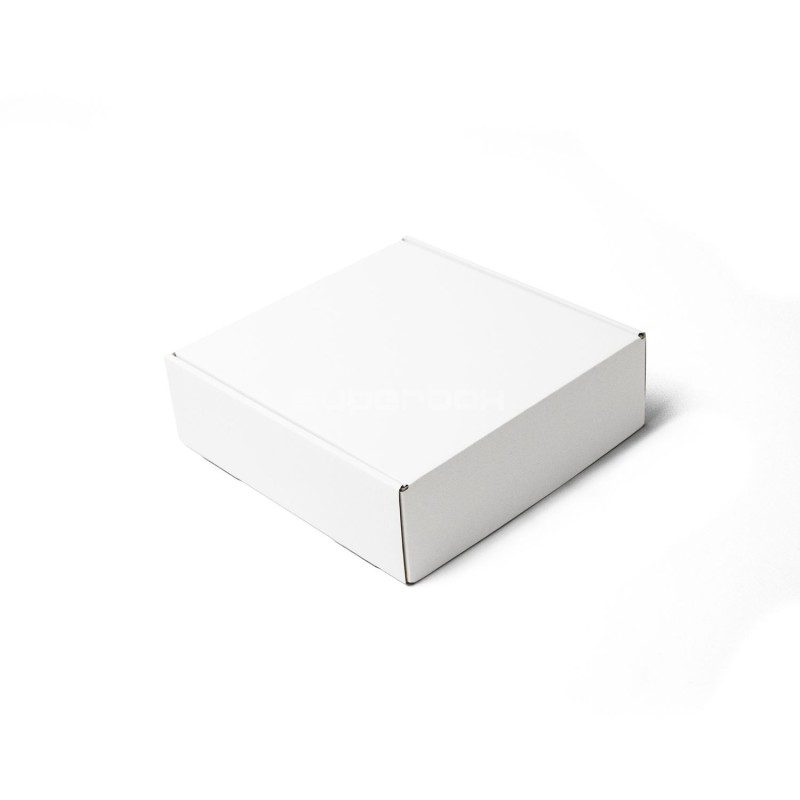 Elegant White Small Gift Box, 6 cm Height