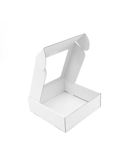 Balta nedidelė dovanų dėžutė su langeliu, 6 cm aukščio